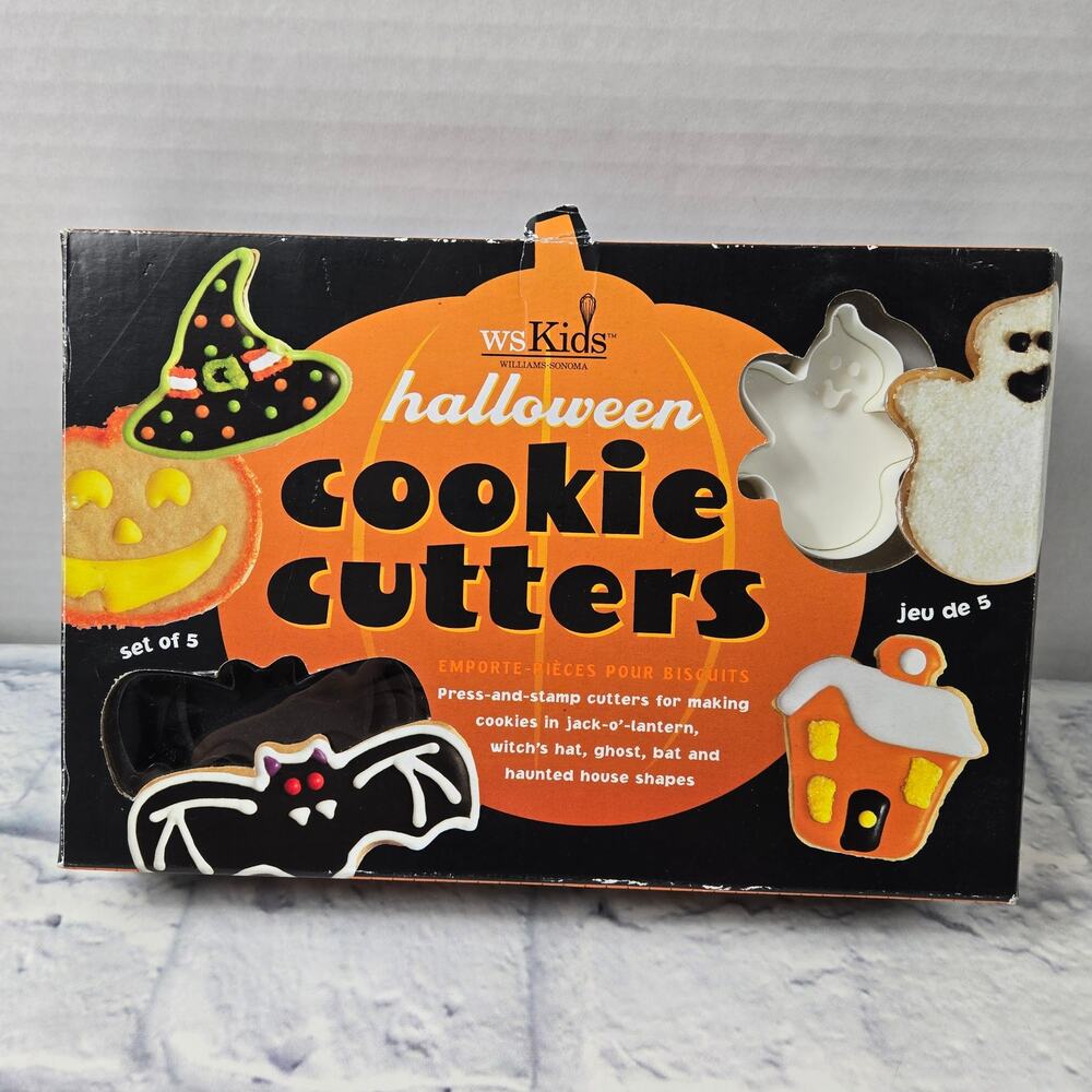 Unused Williams Sonoma Kids Halloween Cookie Cutters Ghost Cat Bat Jackolantern